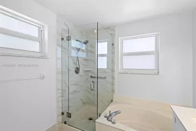15835 NW 7th St, Pembroke Pines, FL 33028 - Photo 18