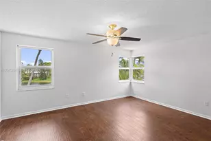 15835 NW 7th St, Pembroke Pines, FL 33028 - Photo 14