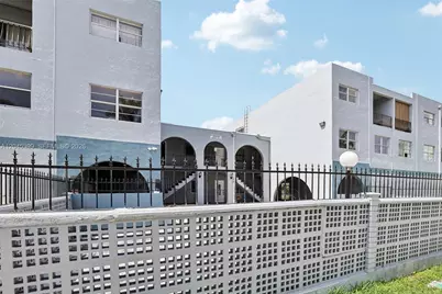 1300 W 53rd St #25, Hialeah, FL 33012 - Photo 1