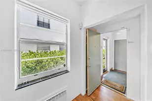 1559 Meridian Ave, Miami Beach, FL 33139 - Photo 20