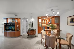 5225 Collins Ave, Miami Beach, FL 33140 - Photo 20