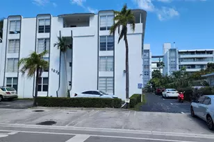 1075 93rd St, Bay Harbor Islands, FL 33154 - Photo 32
