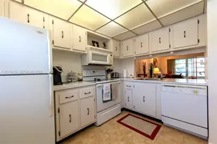 8814 W McNab Rd, Tamarac, FL 33321 - Photo 14