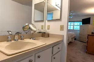 8814 W McNab Rd, Tamarac, FL 33321 - Photo 18