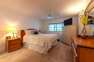 8814 W McNab Rd, Tamarac, FL 33321 - Photo 20