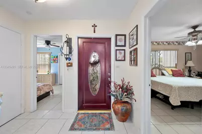 13776 Kendale Lakes Dr, Miami, FL 33183 - Photo 6