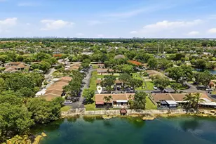 13776 Kendale Lakes Dr, Miami, FL 33183 - Photo 26