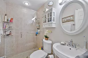 13776 Kendale Lakes Dr, Miami, FL 33183 - Photo 14