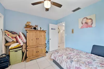 13776 Kendale Lakes Dr, Miami, FL 33183 - Photo 16