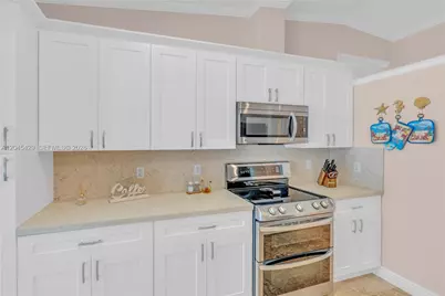 27 Blue Runner St, Key Largo, FL 33037 - Photo 16