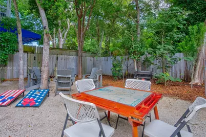 27 Blue Runner St, Key Largo, FL 33037 - Photo 2