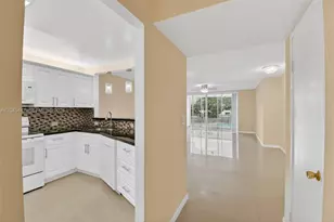 1710 NE 191st St, Miami, FL 33179 - Photo 6