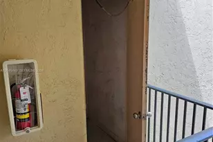 18306 NW 68th Ave, Hialeah, FL 33015 - Photo 18