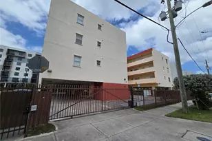 1627 NW 18th St, Miami, FL 33125 - Photo 14