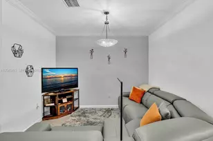 8887 SW 225th St, Cutler Bay, FL 33190 - Photo 8