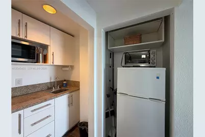 700 Biltmore Way #1216, Coral Gables, FL 33134 - Photo 12
