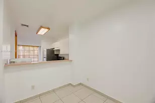 728 SW 122nd Ave, Pembroke Pines, FL 33025 - Photo 10