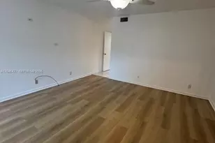 7591 NW 1st St, Margate, FL 33063 - Photo 10