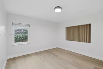 14325 NE 8th Ave, North Miami, FL 33161 - Photo 24