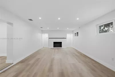 14325 NE 8th Ave, North Miami, FL 33161 - Photo 6