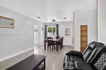 7331 Garfield St, Hollywood, FL 33024 - Photo 10