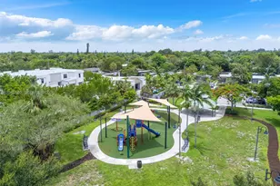 387 NW 17th St, Fort Lauderdale, FL 33311 - Photo 34
