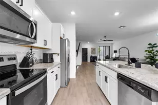 387 NW 17th St, Fort Lauderdale, FL 33311 - Photo 12