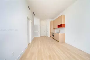 90 NE 32nd St, Miami, FL 33137 - Photo 10