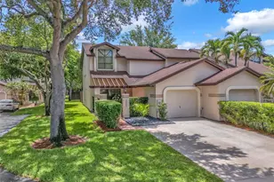 10060 SW 137th Ct, Miami, FL 33186 - Photo 2