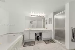 17275 Collins Ave, Sunny Isles Beach, FL 33160 - Photo 14