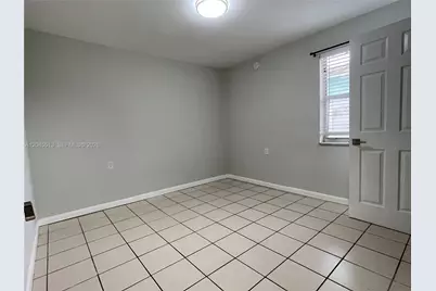 325 SW 14th Ct #C, Fort Lauderdale, FL 33315 - Photo 8