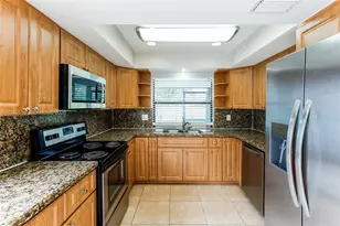 1430 W Sandpiper Cir, Pembroke Pines, FL 33026 - Photo 8