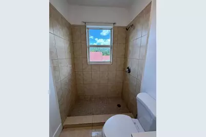 1051 NW 2nd St #10, Miami, FL 33128 - Photo 8