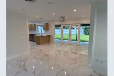 8090 W 18th Lane Rd, Hialeah, FL 33014 - Photo 2