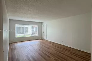 2551 NW 26th St, Sunrise, FL 33313 - Photo 12