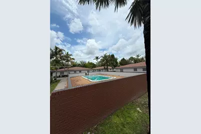 2551 NW 26th St, Sunrise, FL 33313 - Photo 4