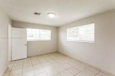 4115 NW 185th St, Miami Gardens, FL 33055 - Photo 8