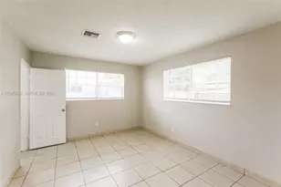 4115 NW 185th St, Miami Gardens, FL 33055 - Photo 8