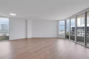 555 NE 34th St, Miami, FL 33137 - Photo 14