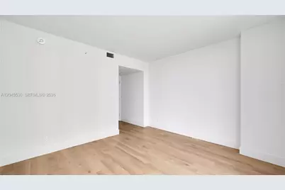 555 NE 34th St #2704, Miami, FL 33137 - Photo 30
