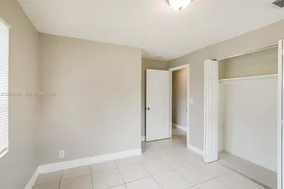4951 SW 16th St, Plantation, FL 33317 - Photo 12