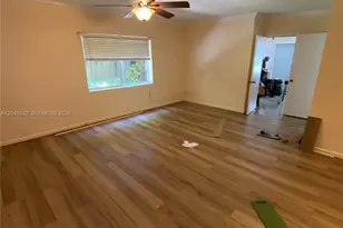 115 NE 14th Ave, Fort Lauderdale, FL 33301 - Photo 2
