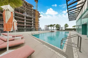 11 NE 6th St, Miami, FL 33132 - Photo 26