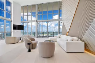 1100 Biscayne Blvd, Miami, FL 33132 - Photo 18