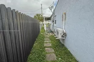 4211 SW 38th St, West Park, FL 33023 - Photo 32