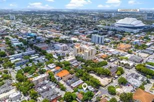 210 SW 13th Ave, Miami, FL 33135 - Photo 8