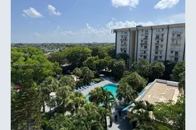 4550 NW 9th St #709E, Miami, FL 33126 - Photo 16
