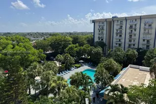 4550 NW 9th St, Miami, FL 33126 - Photo 16