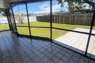 8720 NW 11th St, Pembroke Pines, FL 33024 - Photo 8