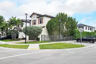 3209 W 98th Pl, Hialeah, FL 33018 - Photo 32